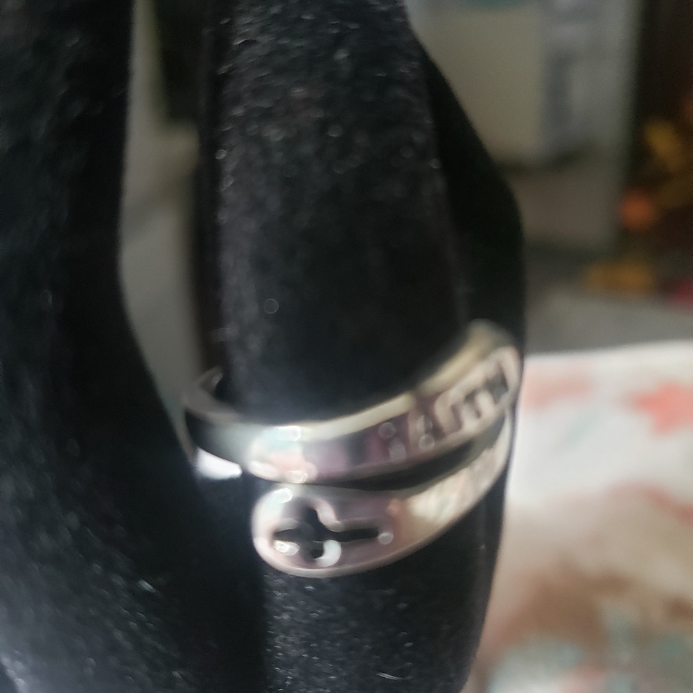 Sterling Silver Faith Ring sz 7